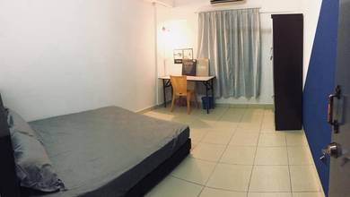 (Female Only) Room at Fortune Park Seri Kembangan near APU, UPM, TPM,