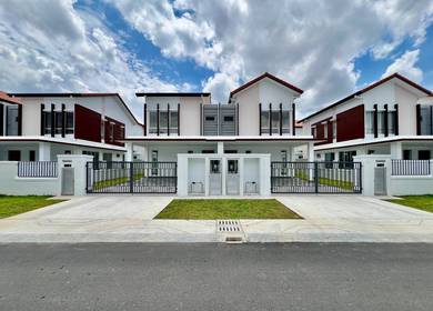 ( FLEXIBLE DEPOSIT !! ) Setia Alam Sari Casablanca Semi D
