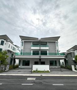 Saujana Heights 3 Storey Semi-D House For Sale, Kajang