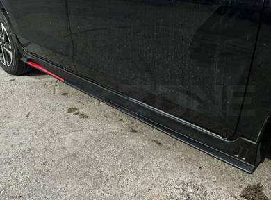 Perodua Alza Filewar Body kit Spoiler With Paint