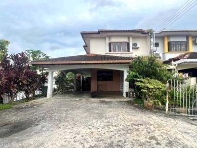 CORNER Double Storey, PETRA JAYA