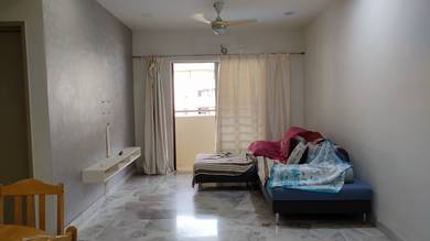 Sale D'palma Apartment Bandar Puchong 850sf 3room Mrt Lrt Ioi Mall
