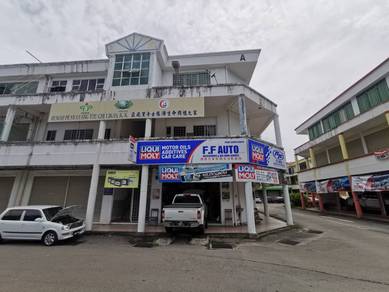 Riverside Plaza | Kingfisher | Plaza Kingfisher