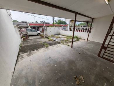 Taman Mas / Kulai Jaya / 1 Storey Terrace House / 3Bed 2Bath