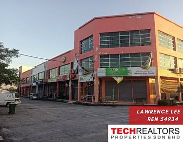 ROI 5.1% Amanjaya Double Storey Shoplot for Sale