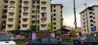 Newly painted Basic unit at Pangsapuri Subang Suria, Subang U5