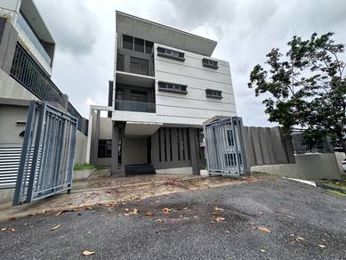 3 STOREY BUNGALOWTHE SOMERSET HILLTOP SUNGAI PETANI‼️SELLING under MV