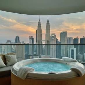 KLCC Balcony View/5-Star Hotel/Profit 12k'monthly/ Free100%Furnished