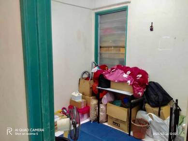 Vista Pinggiran Apartment, Taman Pinggiran Putra, Seri Kembangan