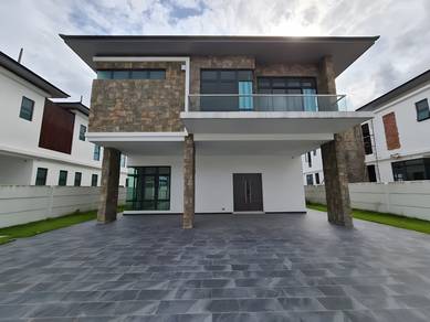 【Seremban Urgent Sales Freehold Bungalow】 Owner Sell Below Market !!!!