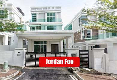 3 Storey Bungalow Halaman Bukit Gambier Gelugor near USM Worth Buy