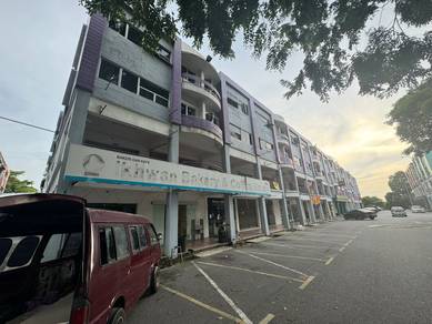 Murah 4 sty Shoplot Desa 9 Bandar Country Homes Rawang Kota Emerald