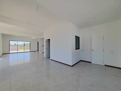 CORNER LOT FACING PLAYGROUND 2 Sty Terrace SENNI 2 Bukit Banyan