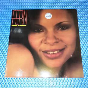 Vinyl LP Fern Kinney - Fern [1981] Piring Hitam
