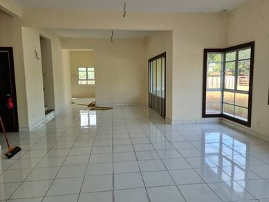 Double storey superlink house Ixora, Denai Alam Shah Alam