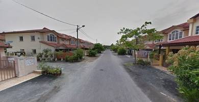 Taman pelangi semenyih | 2 Storey End lot | 20 x 75 | Renovated | Ext