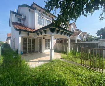 RENOVATED END LOT Double Storey Fasa 2 Puncak Alam [DEKAT SURAU 🕌]