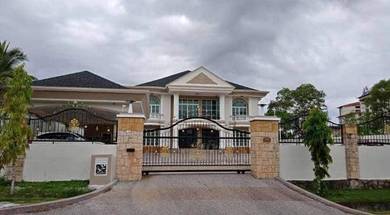 Taman BDC - Bungalow House