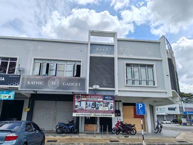 ROI 6% Freehold Corner Shop Lot Pusat Komercial Universiti Seremban 3