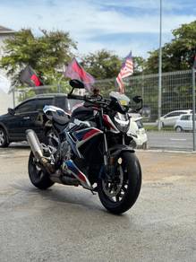 Recon - BMW M1000R