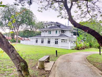 BUNGALOW Seksyen 10 Shah Alam for Sale | WITH SWIMMING POOL, 8342 sqft