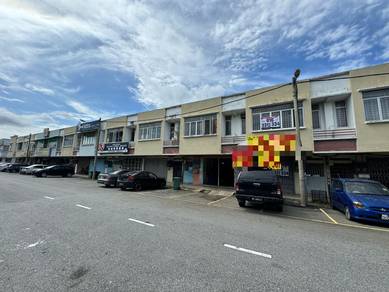 (BELOW MARKET) Shop / Kedai for sale Taman Bayu Permai Rawang
