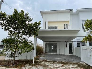 BELOW MARKET Double Storey Corner Suriaman 3 Sendayan