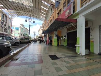 Nice 3 Storey Shoplot In Era Square For Sale