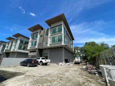 Angco Industrial Park / 3 Storey / Warehouse / Kolombong / Inanam / KK