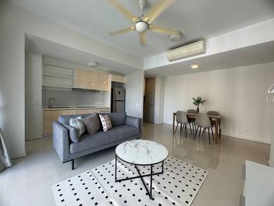 Verdi-eco condo Symphony Hills Fully Furnish Cyberjaya near Lakefront
