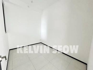 Urban Suites SPECIALIST Original 630sqft Good for Invest ROI 4.9%