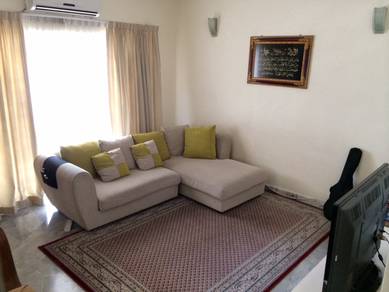 Facing Open 2 storey Terrace link house For Sale In Usj 17 Subang Jaya