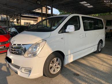 Hyundai GRAND STAREX 2.5 ROYALE (A)
