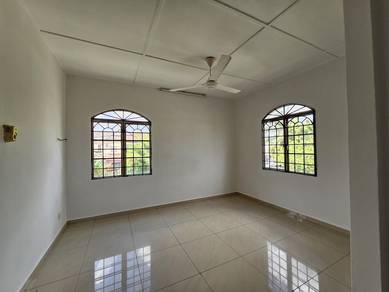 CORNER 2 Storey, Huge Garden @ USJ1 Taman Subang Mewah