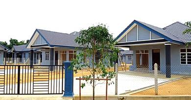 Rumah Banglo Setingkat di Pekan Ajil, Kuala Berang, Terengganu
