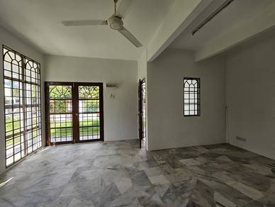 CORNER HOUSE Double Storey @ USJ 1 Taman Subang Mewah Subang Jaya USJ1