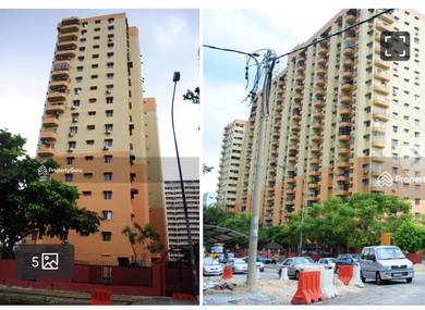 PALM COURT  Brickfeilds  for rent