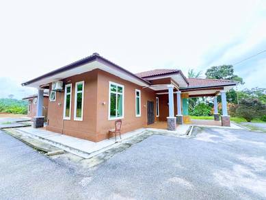 Bungalow setingkat dan tanah 2 ekar tasik alai jalan muar segamat