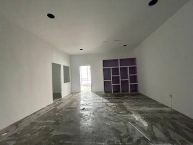 Kajang Taman Putra shoplot 1st floor next to JPJ sek 7 bangi n highway