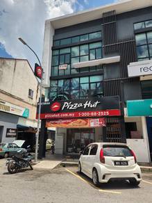 Bandar Tasik Puteri Rawang 2 Adjoining Intermediate Unit Mainroad
