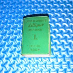 Vintage 1961 Langenscheidt's Lilliput Dictionary