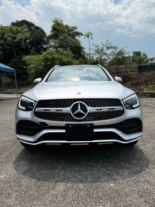 Mercedes Benz GLC300 4MATIC AMG LINE 2.0 (A)