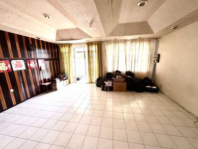 Double Storey Semi-D House At Eartern( Near Pisang Road)