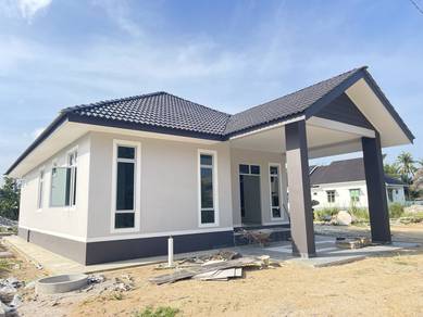 Rumah banglo tok bali semerak pasir puteh