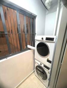 Rooms for Rent/ Male UnitWalking to LRT&MRT Maluri