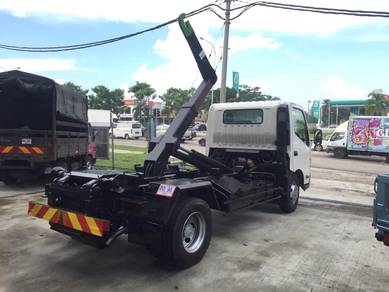 Hino 300 Rebuild Arm Roll Lorry