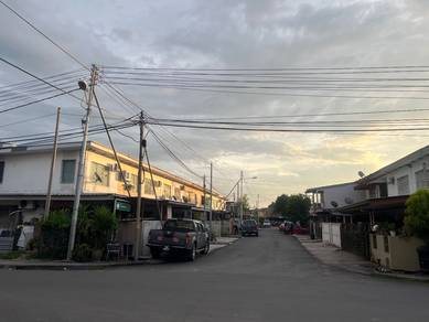 Double Storey house petagas.kota Kinabalu