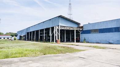 Big warehouse with empty land tg kling,melaka