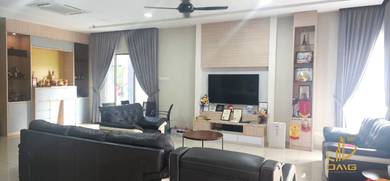 Fully Renovated Double Storey Bungalow 50x80 Aman Perdana Klang