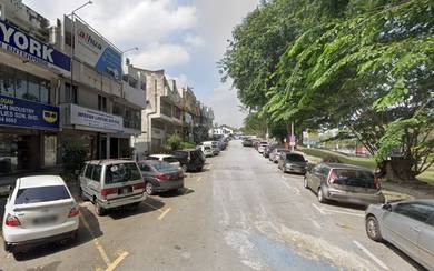3.5 Storey Shop Lot Taman Intan Kawasan 16 Klang
